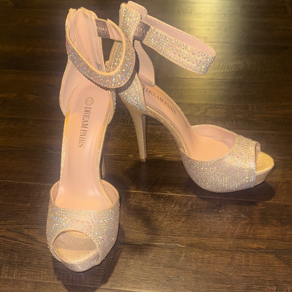 Dream Pairs Sparkling Champagne Heels